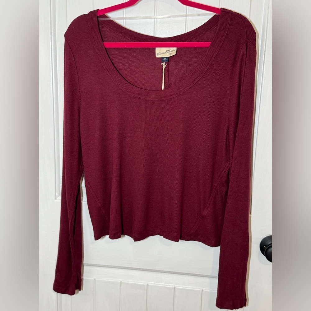 Universal Thread NWT Burgundy Long Sleeve Top